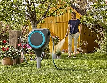 Amazon | GARDENA(ガルデナ) スパイク式 自動巻取りホース